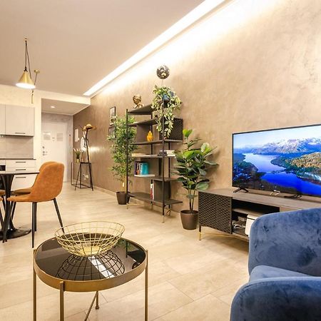 בולוניה Goito Luxury Apartment, In The Historical Center מראה חיצוני תמונה