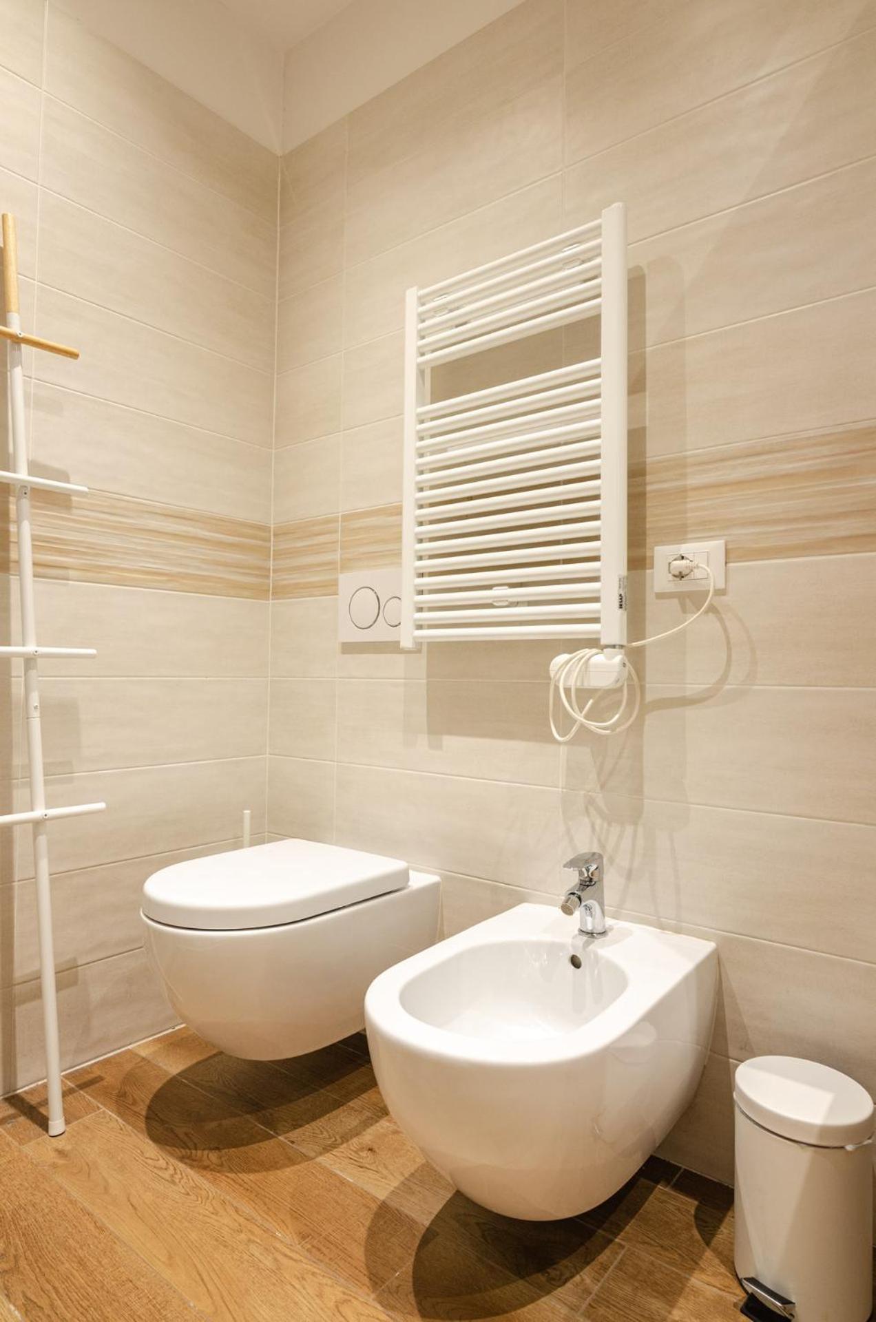 בולוניה Goito Luxury Apartment, In The Historical Center מראה חיצוני תמונה